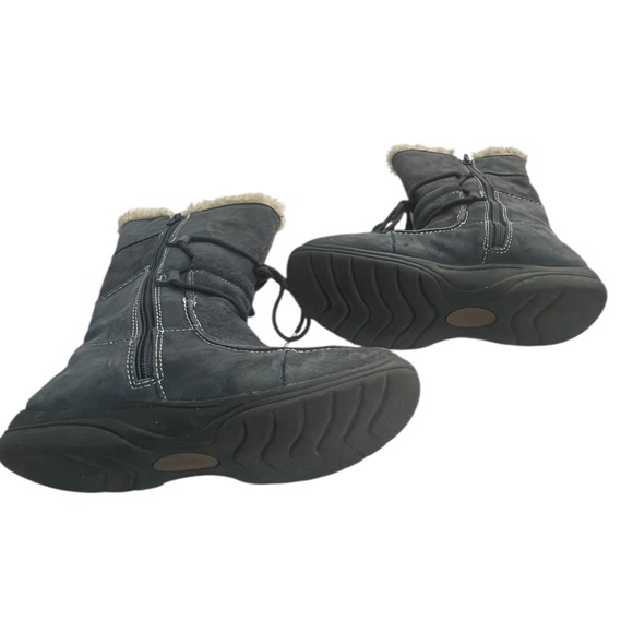 Earth Origins by Earth “Danielle” Black Suede Leather & Faux Fur Mid-Calf Boots - Picture 10 of 12